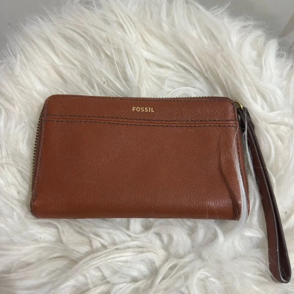 Fossil Tan Leather Wallet